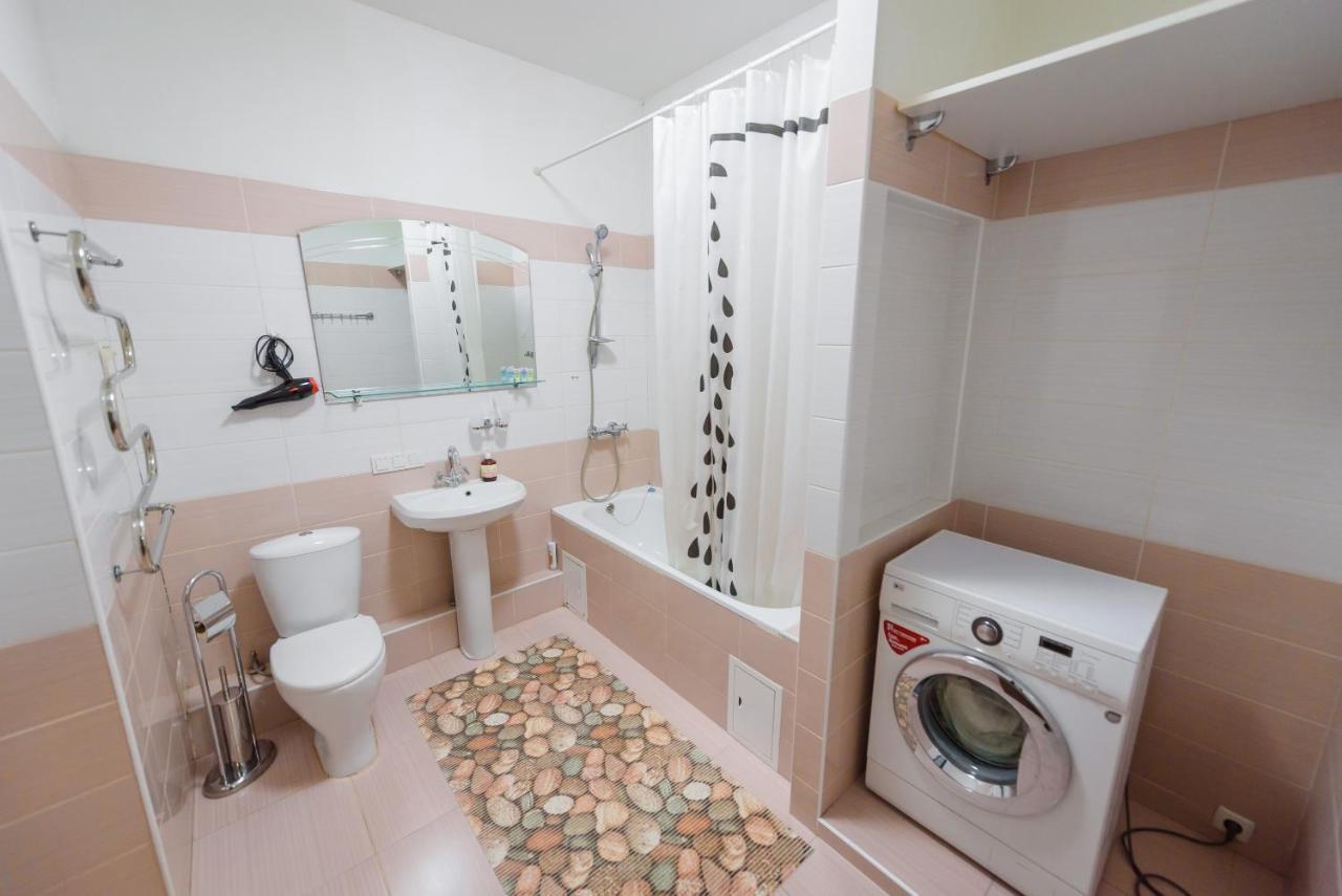 Комфортные Апартаменты Г. Алматы В Жк Манхэттен. Exterior foto